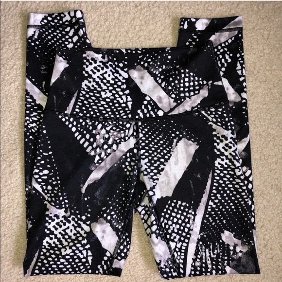 lululemon athletica Pants - Patterned Lululemon Leggings